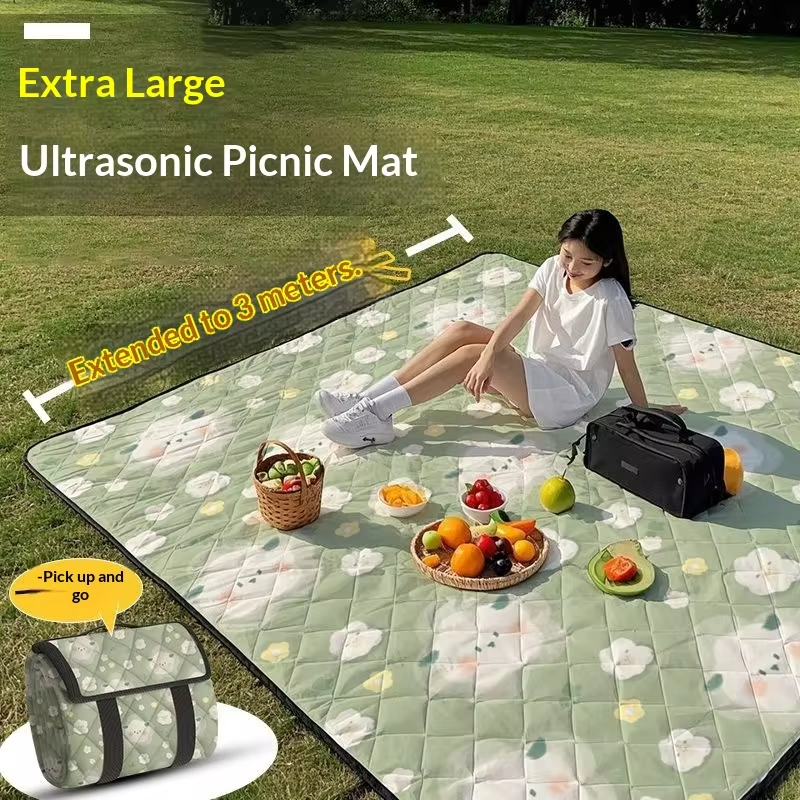 Thickened Ultrasonic Picnic Blanket Waterproof Foldable Extra Large Beach Camping Mat for Outdoor Family Picnic Music Festival