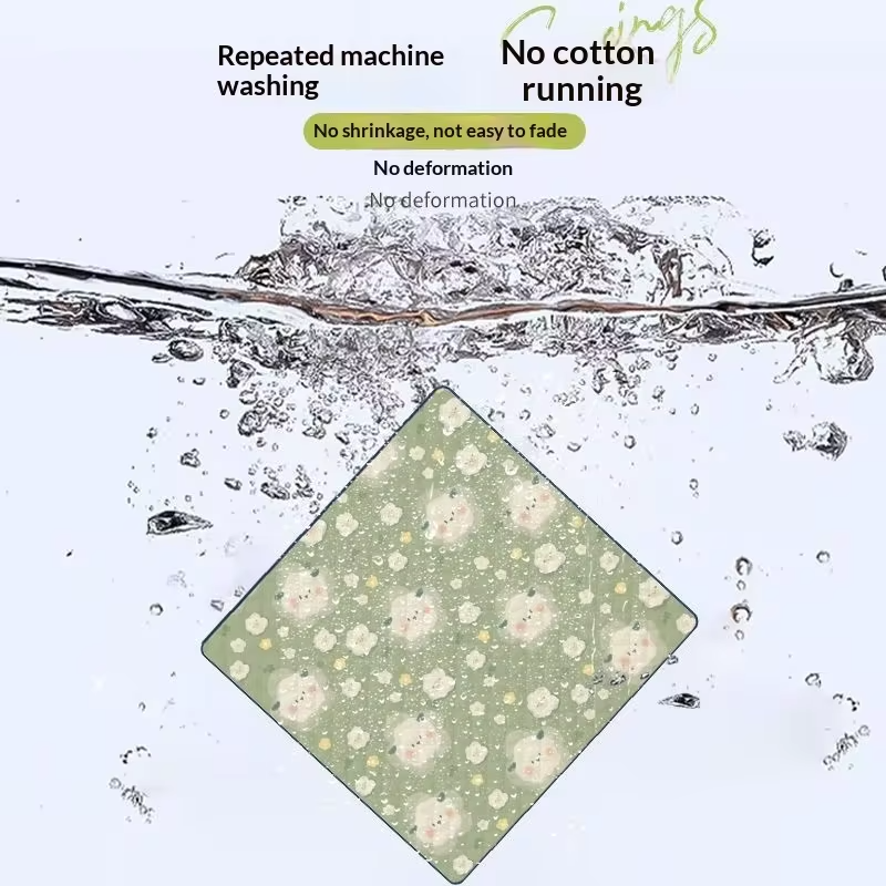 Thickened Ultrasonic Picnic Blanket Waterproof Foldable Extra Large Beach Camping Mat for Outdoor Family Picnic Music Festival
